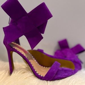 Heels like New 🥰🥰